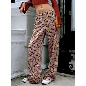 Urban Outfitters Pink Daisy Floral Colette Wide-Leg‎ Stretch Pant Trousers LARGE